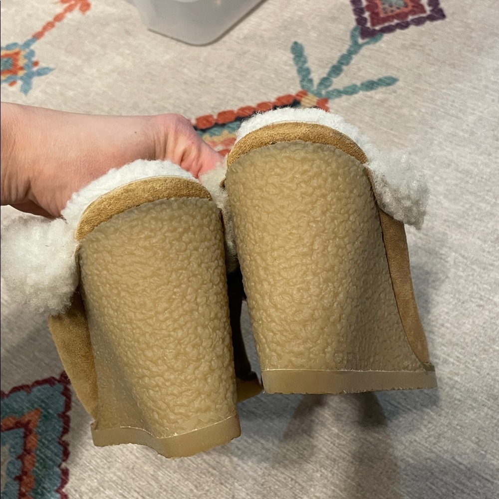 Isabel Marant Takita Shearling wedge mules - Picture 7 of 9